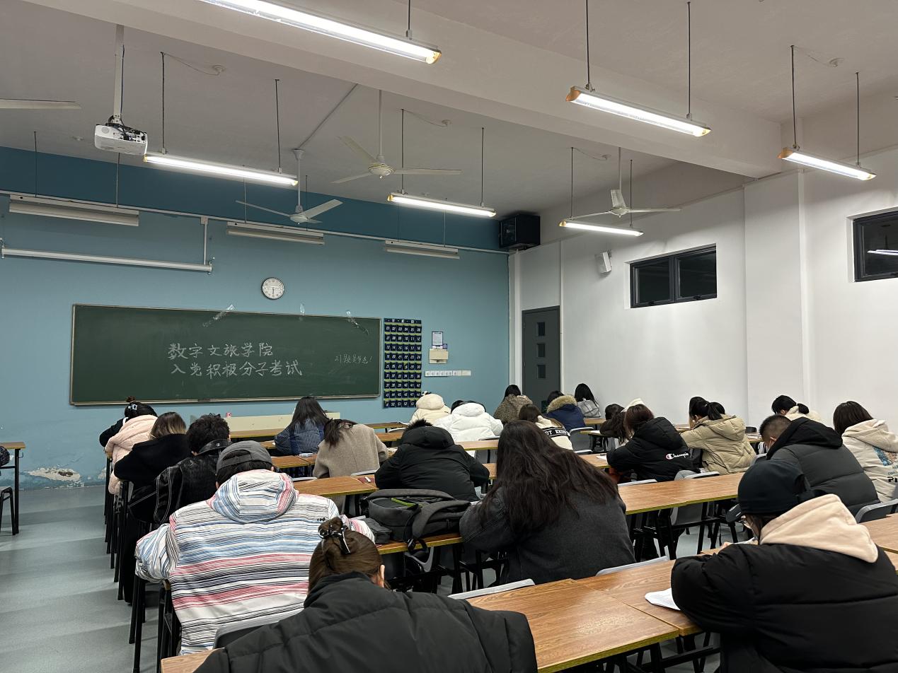 进一步加强和改进党员队伍建设